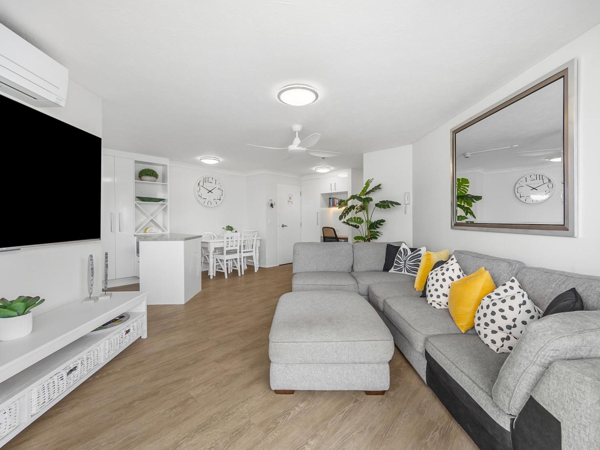 Mandolin Beachfront Aparthotel Alexandra Headland
