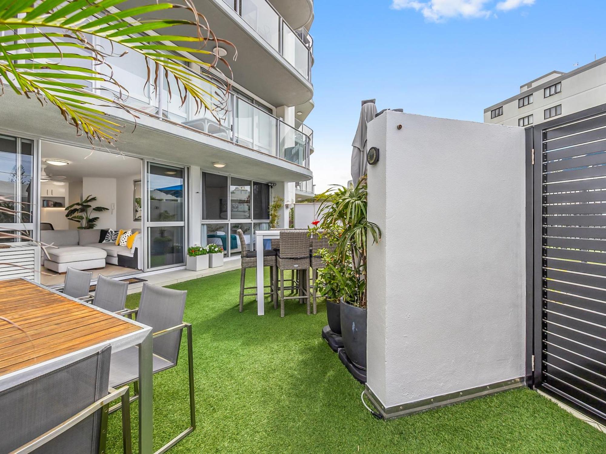 Mandolin Beachfront 4* Alexandra Headland