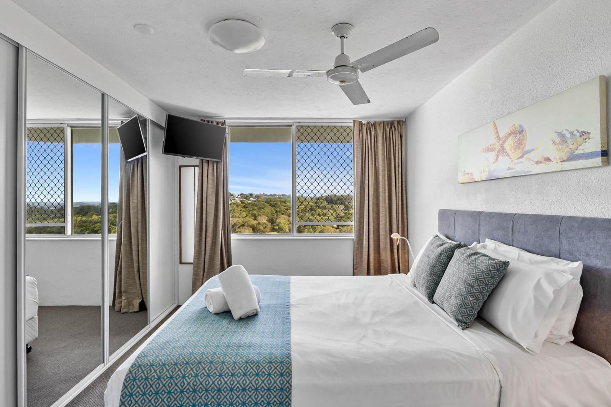 Mandolin Beachfront 4*